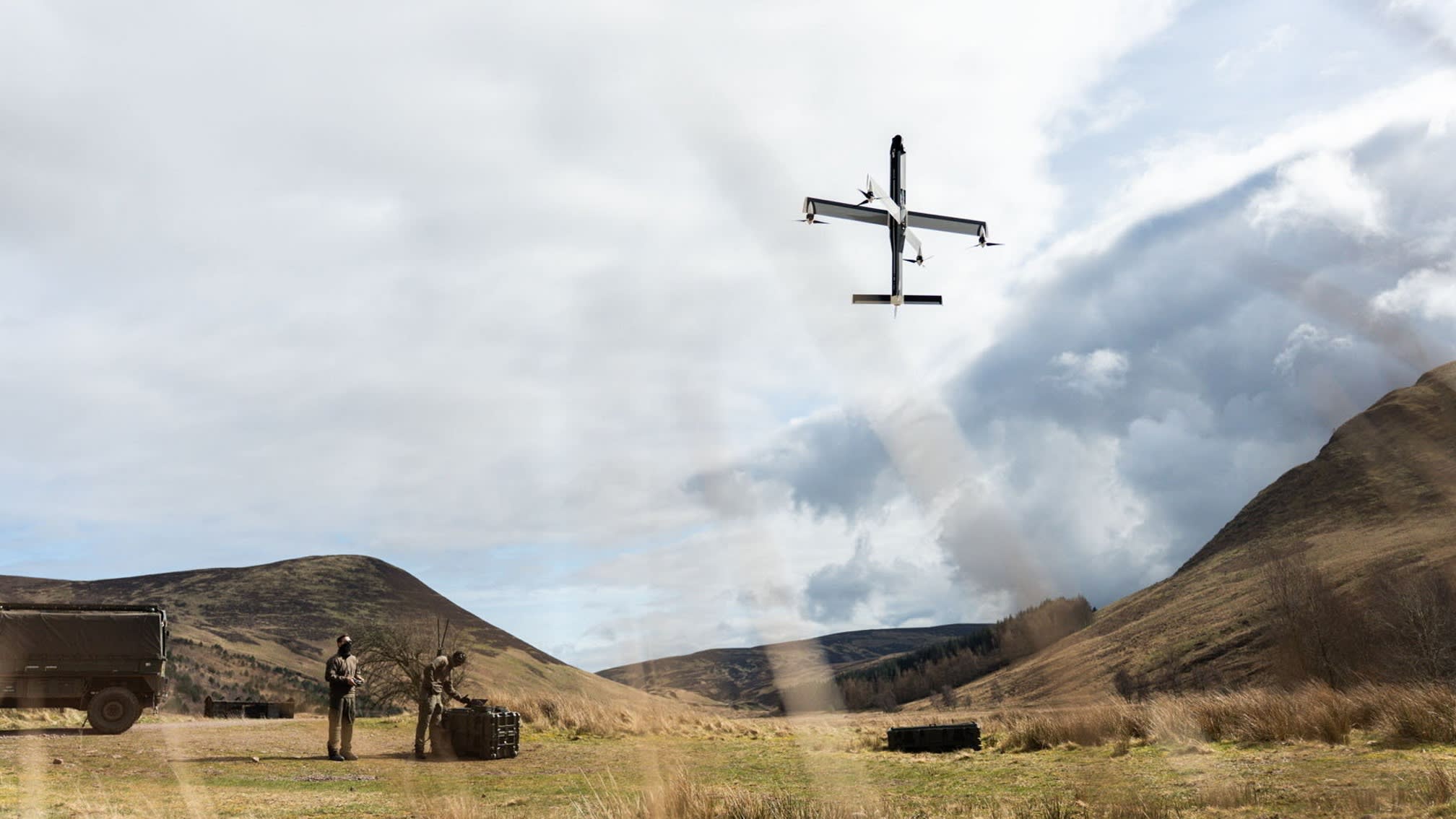 Drona de atac complet autonomă poate fi realizată tehnologic, afirma o start-up germană