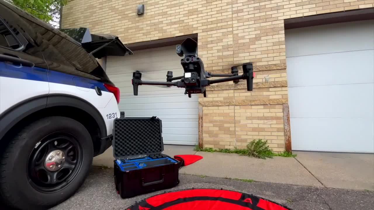 Departamentele de poliție din Minnesota introduc tehnologie dronelor pentru intervenții rapide în situații de urgență